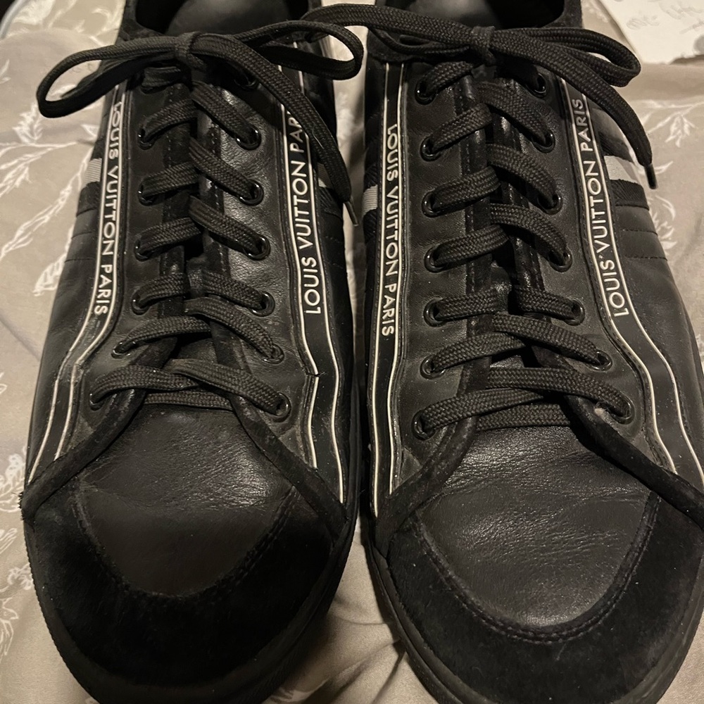 Louis Vuitton Black Low-Top Lace-Up Sneakers with White Trim
